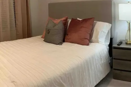 Luxurious Comfy Cozy Oasis Отели в г. Уейк Форест