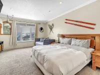 Cozy Private King Suite with Unbeatable Amenities and View in Cedar Breaks Lodge Hotels in Brian Head