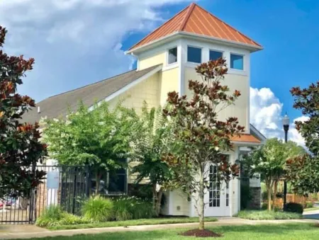 Entire Townhome (3 miles to Bethany Beach)