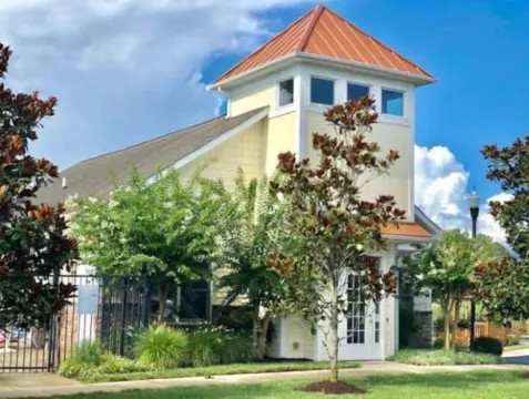 Entire Townhome (3 miles to Bethany Beach)