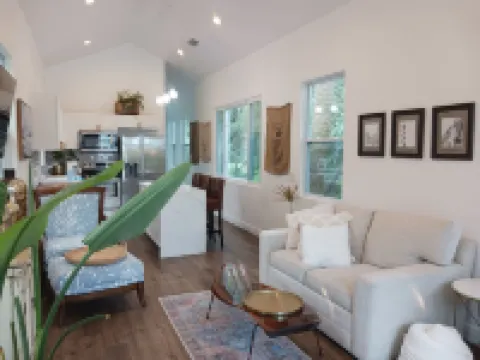 Delightful Cottage in Historic Downtown St. Augustine Florida