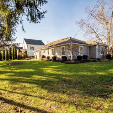 New! Charming Home in the Heart of Bemus Point, Lake Chautauqua, NY