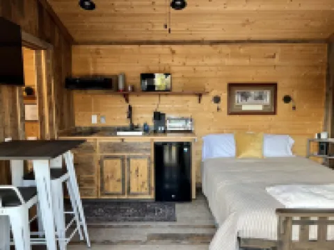 Table Rock Tiny Homes Rock Creek Cabin