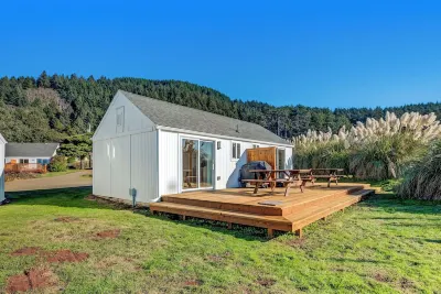 Beachcomber: Beachfront Escape Unit #2