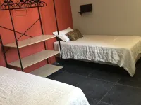 Charmante Maison aux Portes des Cévennes Hotels in Ales