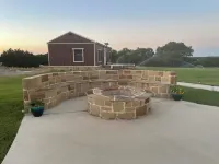 Poolside guesthouse in beautiful Hill Country