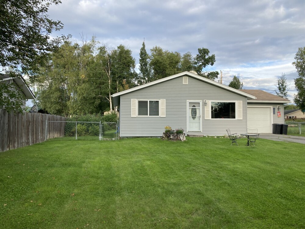3 Bedroom Close to River and Beach. Hotels in Soldotna