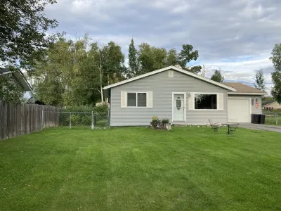 Close to river and beach.