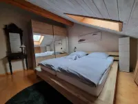 Gemütliche Dachgeschosswohnung bei Tutzing am Starnberger See