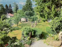 Villa Rossa,  magnificent garden and view on the lake at only 10 min. from Como