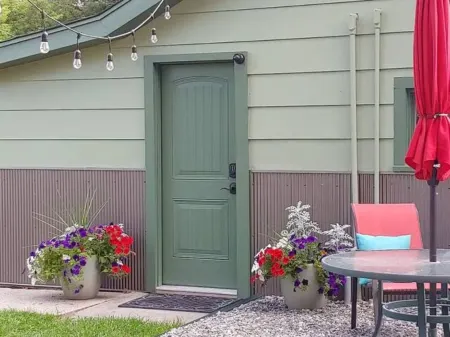 Happy Bison Bungalow - located in Downtown Cody!