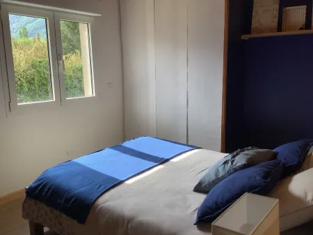 Modern and warm wooden house in a quiet area