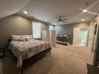 Farmhouse escape, minutes to Lake Gaston or Downtown Littleton. Pets welcomed!
