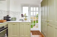 Beautiful Grade 2 Listed Cottage Perfectly Located in the Centre of Frome.