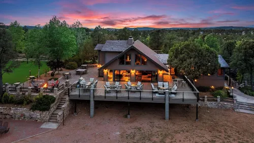 Elevated Getaway in the Pines—Pickleball, Porch Views & Endless Fun