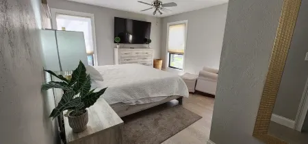 Riverfront Oasis - Family Friendly