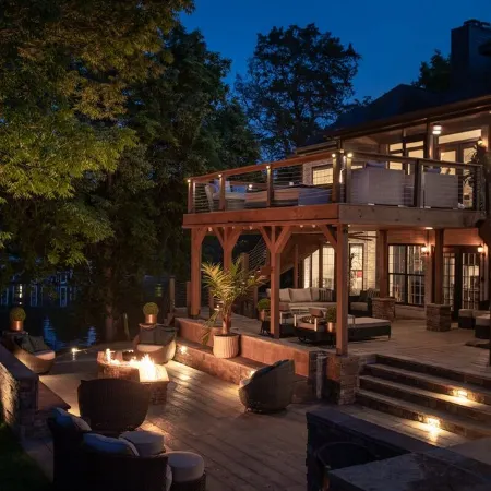 Stunning Luxury@Lakehouse Mansion w Pool&Spa10min from airport 20min dwntwn