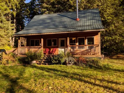 CozyCattail Cabin on our secluded coastal estuary woodland retreat 데블스 스테어케이스 와일더네스 주변 호텔