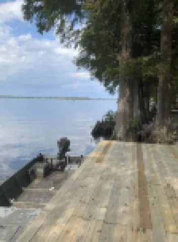 Lakeside Lodge Reelfoot Cozy Waterfront w Greatview 3Bdrm 2BTH Wifi Bartop Table