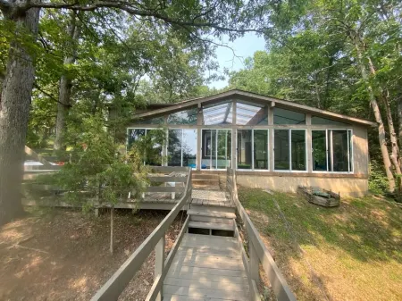 Lakefront property with private heated indoor pool and hot tub!