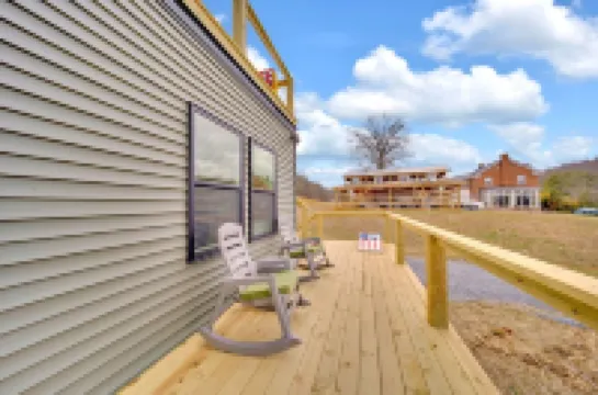 Bungalow /Hot tub /ping pong /Putt putt /corn hole /Jenga /connect 4/Checkers