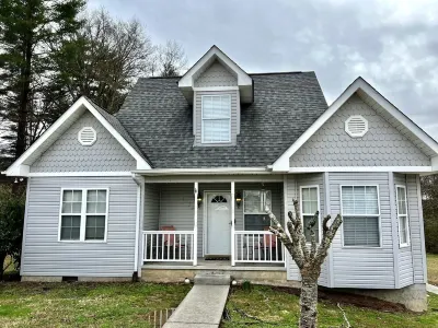 Bordering Downtown + Botanicals Gardens + UT Hôtels à proximité de : Ijams Nature Center