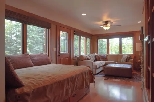 Private Lake Nokomis Sandy, 5 Kayaks, 3 Canoes, 2 Paddle Boards, Great Fishing. Hotels in Bradley