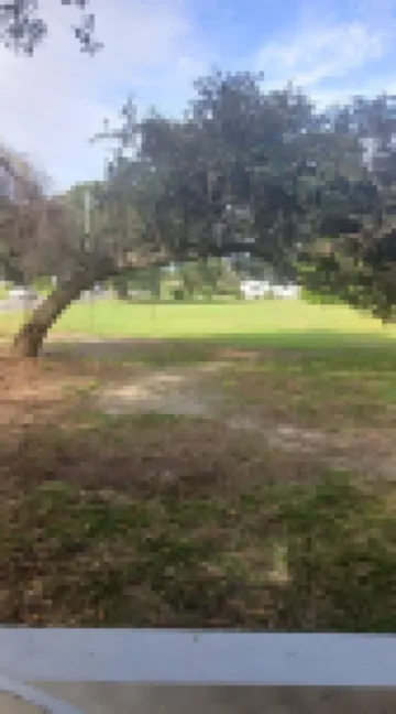 Recently updated cottage minutes from beach, pet friendly, large yard wifi, ac