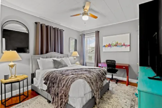 Family Friendly, Safe & Comfy near Botanical Gardens and Tower Grove Park Hotel a 