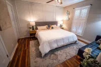 "Parkside Haven with Hot Tub Near Bourbon Trail & Louisville"