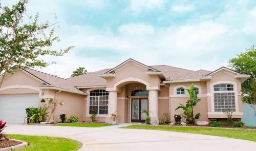 Palm Coast Oasis Retreat- 15 Min to Beach