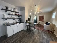 Lakewood Cozy Boho Apartment Hotels in Lakewood