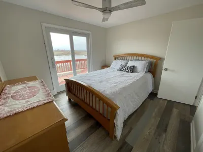 Waterviews and Walking distance to beach.