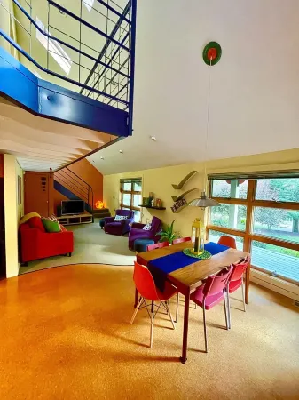 Hummingbird Hideaway