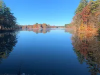 Lake Side  4-Season Home, 4-Bdrm 2-Bath, Super Clean, Bright & Cozy Hotels in Shapleigh