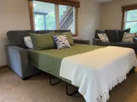 Beautiful Lake Manuella home, perfect for families!  Relax, fish, swim, boat.