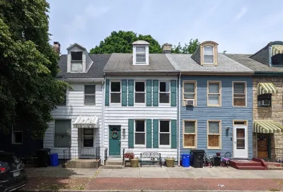 Historic Midtown ~ Walkable ~ Spacious ~ Off-Street Parking Spot Hotels near Osha