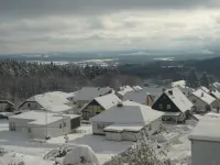 Quiet edge of the forest with a beautiful panorama Hotels in Losheim