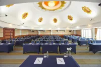 Cozy Donmueang Hotel