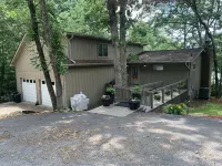 Lakehouse property with private pool + bonus space sleeps 14
