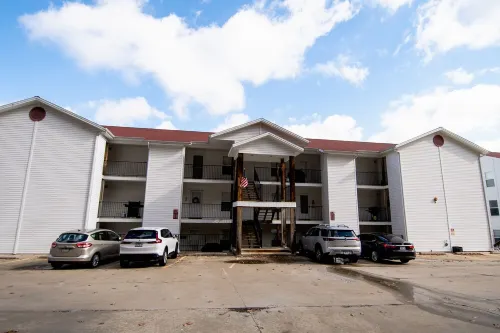 Clean 2BD 2BA Condo w Slip - 5 Minutes to Bagnell Dam!  Plus Pool & Swim Dock!