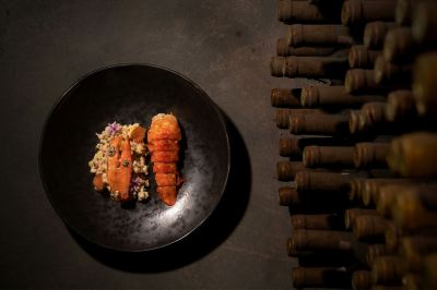 料理 ヴェデマ，ラグジュアリーコレクションリゾート，サントリーニの写真