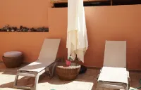 Playa San Juan, a large apartment with 3 bedrooms, for families, group