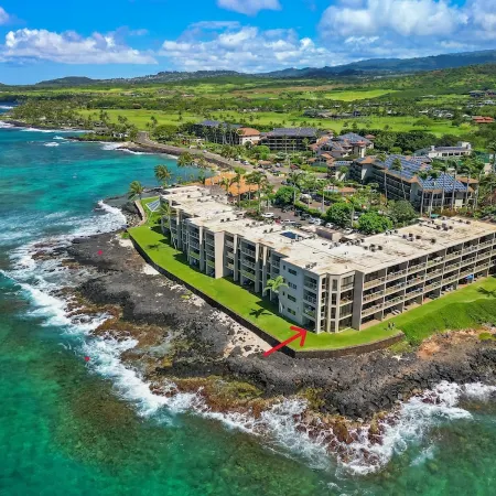 Kuhio Shores Oceanfront Corner Unit
