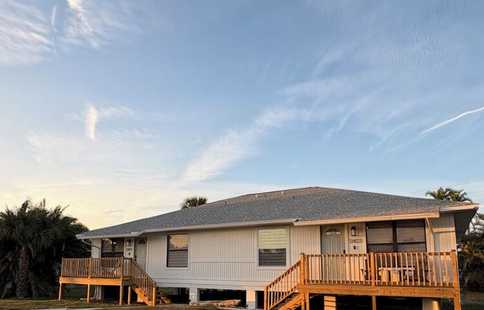 2 Bedroom Home in Fort Myers by Sanibel & Beaches, Private, WiFi, AC, Sleeps 6