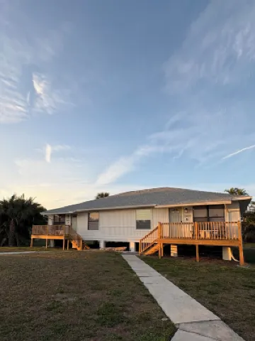 2 Bedroom Home in Fort Myers by Sanibel & Beaches, Private, WiFi, AC, Sleeps 6