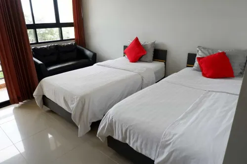 The ICon 304 - C Building