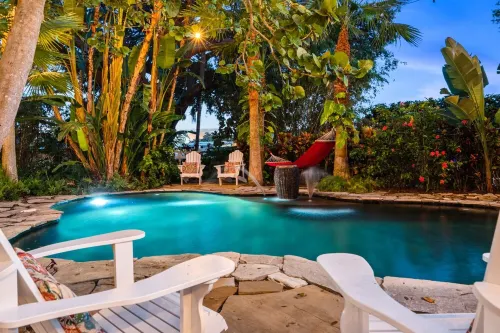 Funky coconut luxury apartment