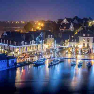 COUP de COEUR - Trés beau 2P avec grande Terrasse sur le PORT de ST Goustan Others