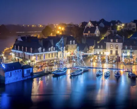 COUP de COEUR - Trés beau 2P avec grande Terrasse sur le PORT de ST Goustan Hotéis em Auray